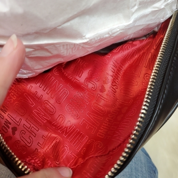 𝅺LOVE Moschino Borsa Pu Nero quilted backpack NWT - Picture 9 of 9